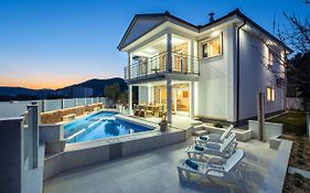 Luxury Villa Ivana